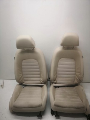 Vw passat b6 foteke заднє сидіння фото №1