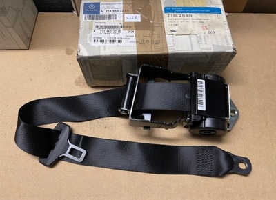 Pas безпеки mercedes w211 задня оригінал фото №1