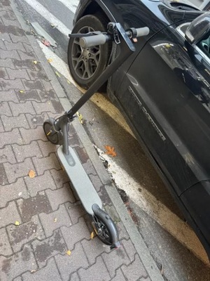 HUALJNOGA ELEKTRYCZNA XIAOMI MI ELECTRIC SCOOTER ESSENTIAL 20 KM