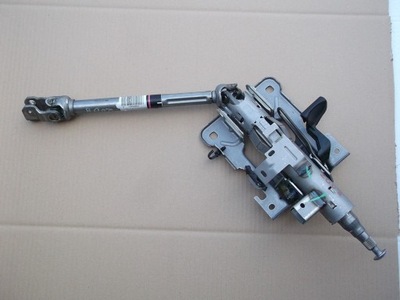 Peugeot 2008 колонка рулевая фото №1