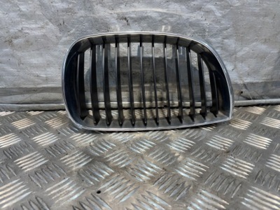 Решітка радіатора решітка радіатора права bmw e87 фото №1