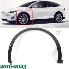 Tesla model x 2016 16- молдинг накладка на крило передній ліве фото №1