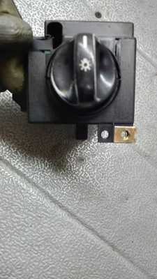 ПЕРЕКЛЮЧАТЕЛЬ СВЕТА MERCEDES A W168 99R 1685450104