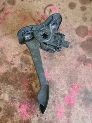 Потенціометр педаль газу bk21-9f836-ac ford custom transit mk8 фото №1