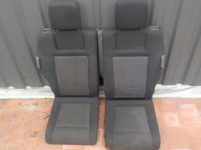 Opel zafira b сидіння багажника правий задня фото №1