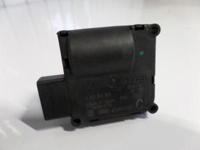 Audi a6 c6 моторчик обігрівача 4f0820511b фото №1