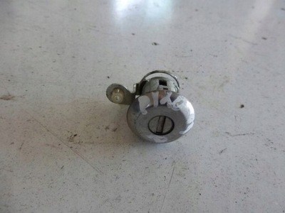 Nissan pixo 09 вкладка замка дверь правая фото №1