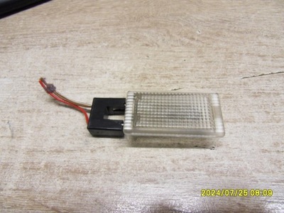 Лампа освітлення багажника opel corsa c astra h фото №1