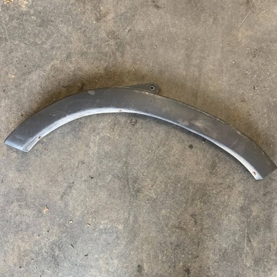 Молдинг крила правий перед 8200197168 renault master ii фото №1