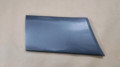 Молдинг крила правий задня 1246900840 mercedes w124 фото №1