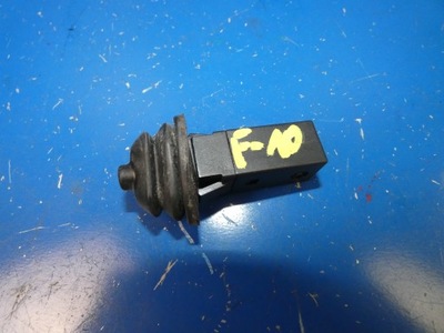 Bmw 5 f10 f11 отбойник замок крышка заливной топлива фото №1