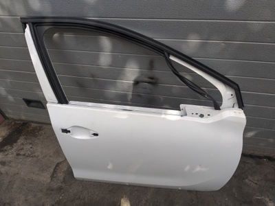 Peugeot 2008 lift дверь правое передние ewpb фото №1