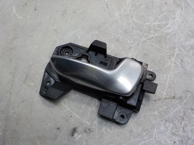 Kia carens iv 13-17 ручка внутрішня правий перед фото №1