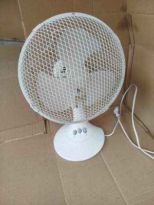 Wentylator stołowy tesco df914w