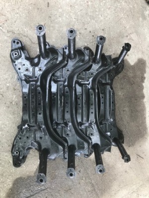 Балка oś подрамник подрамник перед передняя yaris i wwa фото №1