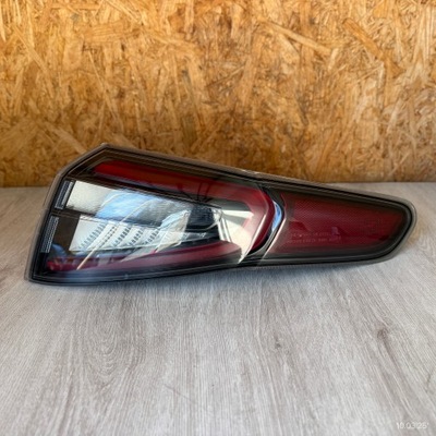 Лампа задня права alfa romeo stelvio lift 20793999 фото №1