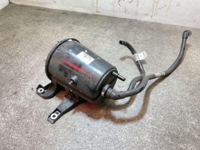 Фільтр частинок твердих bmw 5 g30 af735653607 2.0l 2018 фото №1