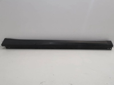 Alfa romeo stelvio 16- ліва молдинг поріг фото №1