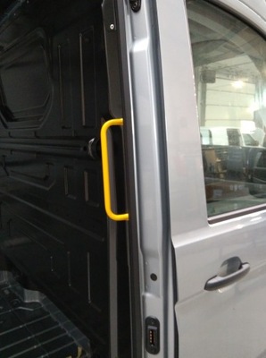 Man tge vw crafter кронштейн ручка пространство грузовой кузов фото №1