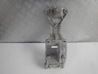 Volvo c30 s40 v50 c70 2.5t кронштейн основание фото №1