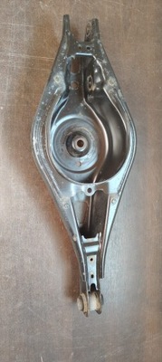 Volvo xc40 важіль задня задній лівий фото №1