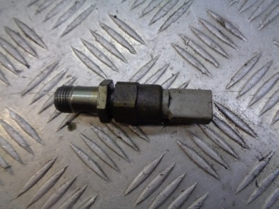 Датчик давления масла seat toledo ii 1.6 фото №1