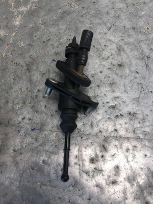 Помпа зчеплення opel meriva a lift 13112244 фото №1