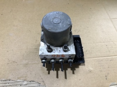 Насос abs chevrolet camaro ss 6.2 2009-2015 92233913 фото №1