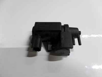 Toyota corolla verso ii 2.2 d4d клапан вакууму фото №1