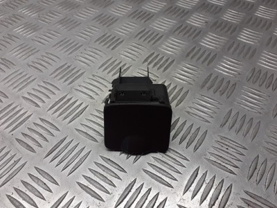 Бардачок бардачок volvo v40 30867196 фото №1