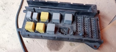 Коробка запобіжників mercdes sprinter vw crafter 06-17 рік 518817028 фото №1