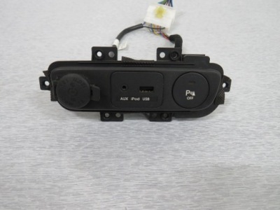 Kia sportage iii разъём port usb aux фото №1