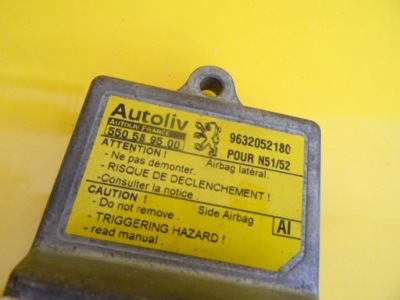 Модуль датчик подушка безопасности peugeot 306 550589500 nr1677 фото №1