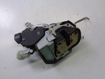 Замок кришки задня toyota rav-4 2000-2005 фото №1