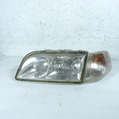 VOLVO V40 FARO IZQUIERDO 30899682  