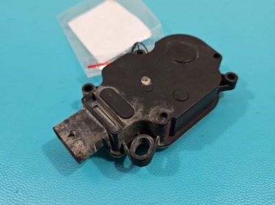 Моторчик 4 pin регулятор шторка жалюзі renault clio iv 12-20 фото №1