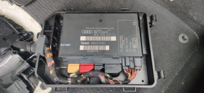Модуль komfortu^^ audi a4 b7 8e0959433cj фото №1