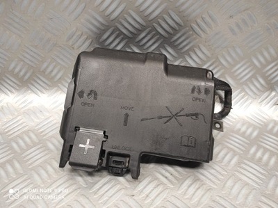 Клема плюсова коробка запобіжників opel corsa e фото №1