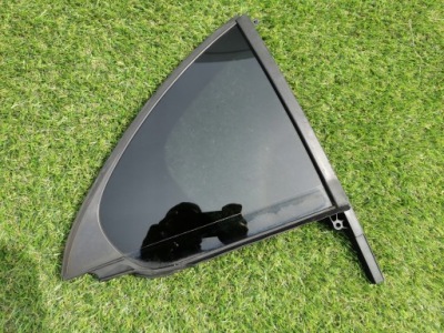 Mercedes a klasa 176 стекло правая задняя 2013 фото №1