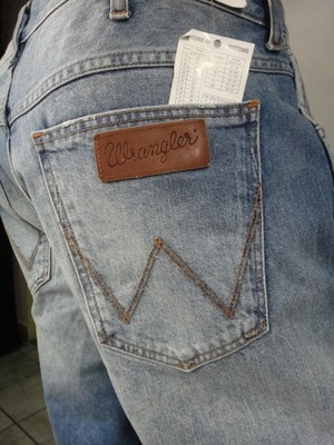 SZORTY WRANGLER DENIM SHORT W14CGW15X 32