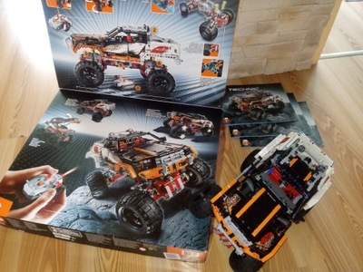 LEGO Technic 9398 2w1 Wóz z napędem 4x4