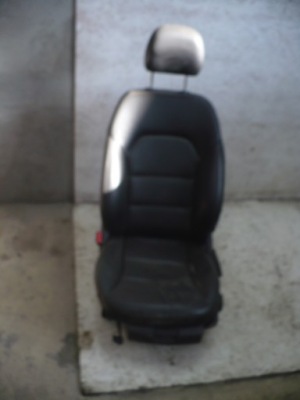 Сидіння лівий перед водія mercedes b w246 фото №1