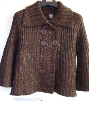 TU 36 Piękny ciepły sweter alpaka luźny fason