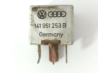 Реле vw 141951253b vw фото №1