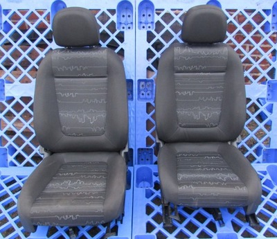 Сиденье передний правый левый opel meriva b 2010r фото №1