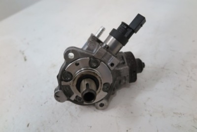 Насос упорскування bmw e87 2.0d 7797874 фото №1