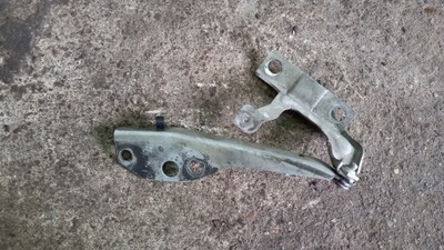 Петля капот правый volvo c30 08r фото №1