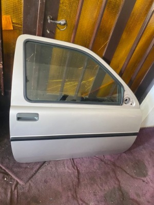 Дверь правое передние land rover freelander i 96-06r. 3d фото №1