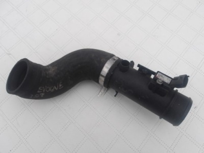 Land rover evoque 11-18 2.0t труба шланг повітрозабірник повітря fpla-6k683 фото №1