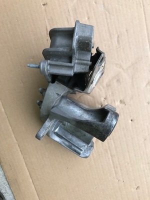 Подушка коробки передач ford fiesta mk8 фото №1